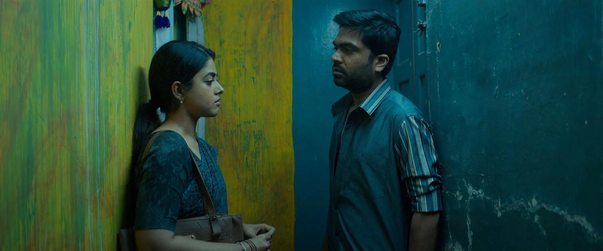 Vendhu Thanindhathu Kaadu 2022 Hindi Dual Audio WEB-DL 720p – 480p – 1080p