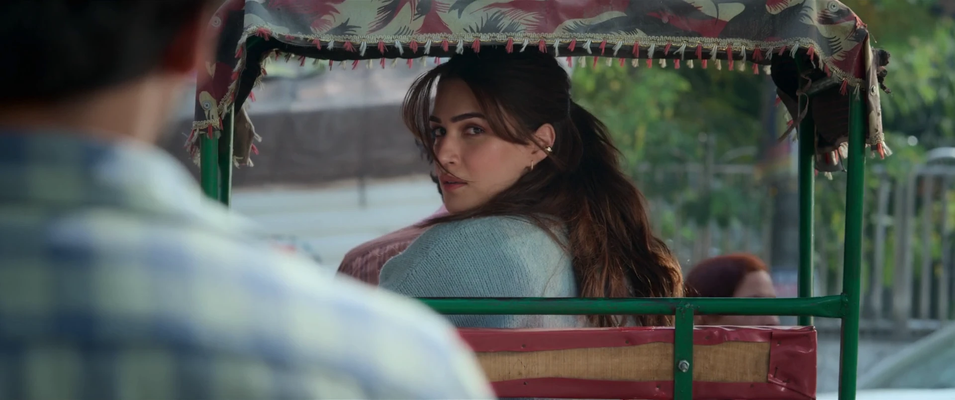 Tere Ishk Mein 2025 Hindi Audio WEB-DL 720p – 480p – 1080p